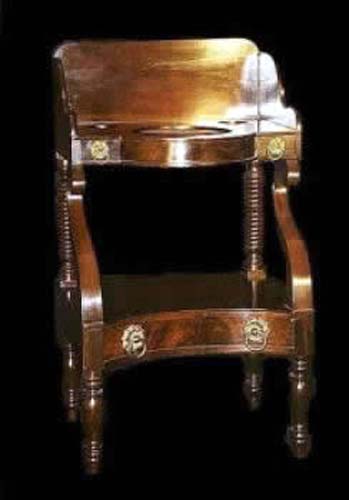19th Century Classical Mahogany Washstand