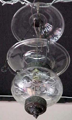 Clear cut Grape & Leaf Hall Lantern - 294