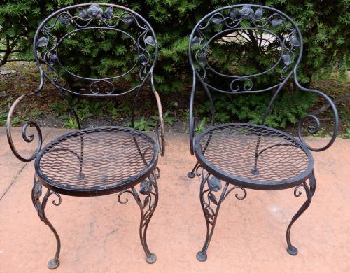 Woodard Chantilly Rose Pr Arm Chairs. SOLD