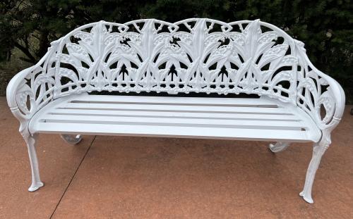  Lily of the Valley Rare Garden Bench. Hold