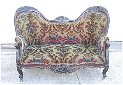 Belter Sofa Owned by Tom Thumb Sold to Ringling Mu